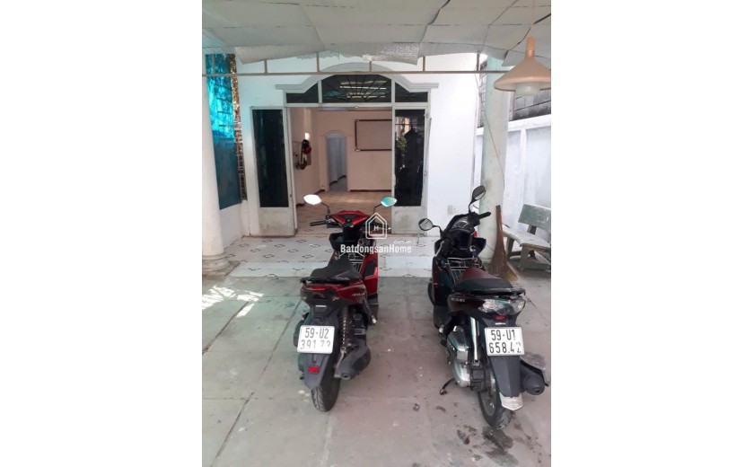 Bán nhà đường số 38, Bình Trưng Tây, Q2, TP HCM. DT  5x27m, 135m2, 3PN, SH, 10.2 tỷ.